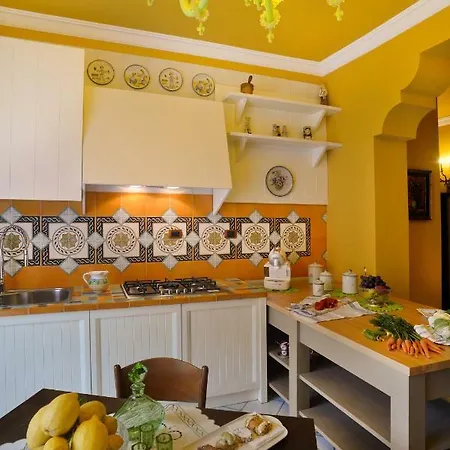 Donna Filomena Casa Di Charme Salerno